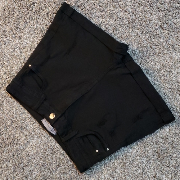 Bershka Short - Picture 3 of 6